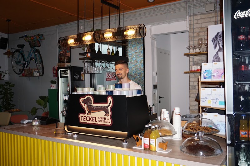 Teckel Coffee & Cocktails — specialty coffee in Bucharest