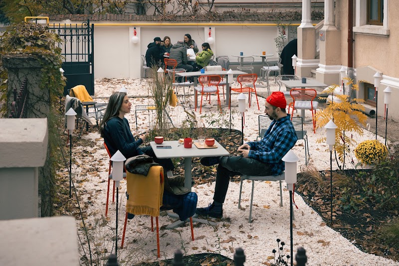 Die Kleine Garage — specialty coffee in Bucharest